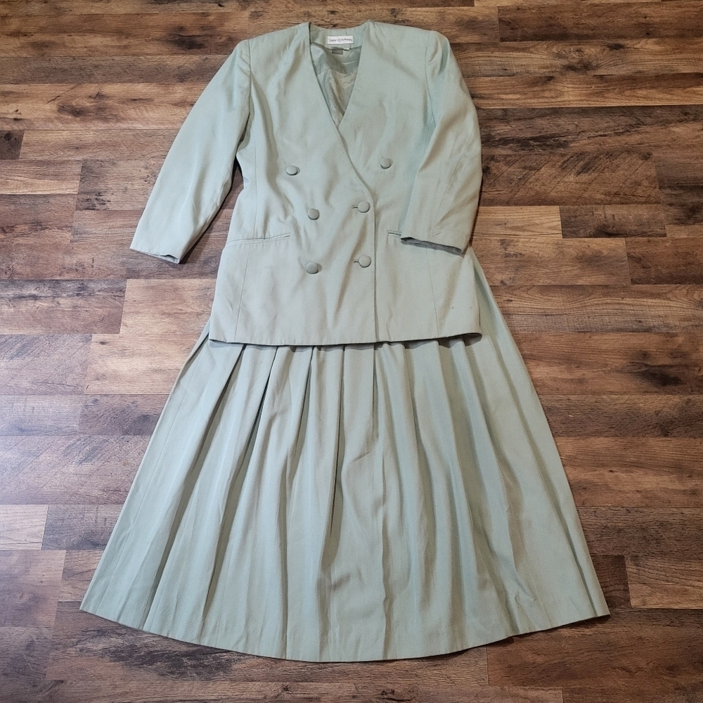 Vintage Sage Green 2-Piece Sarah Chapman Blazer & Maxi Skirt Set Size 8
